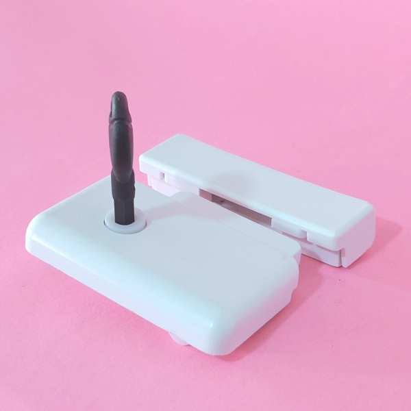 9)  DEEP FREEZER  LOCK 